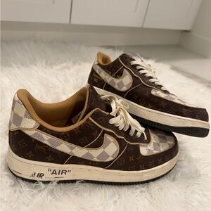 Designer-Inspired Brown Low-Top Sneakers with Check Accent! (Men’s 10.5)